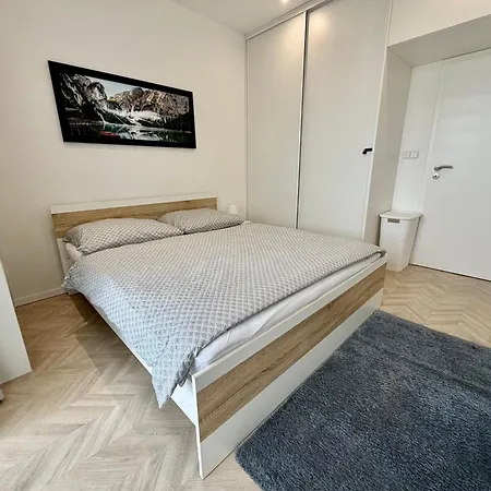 Apartment Luxury Retreat With Terrace *