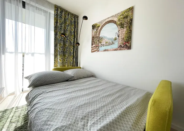 Luxury Retreat With Terrace