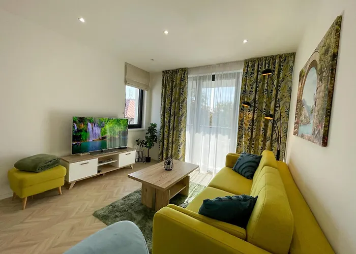 Appartement Luxury Retreat With Terrace Košice